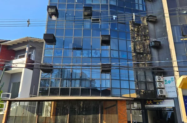 Sala comercial para aluguel,  Em frente ao Fórum 