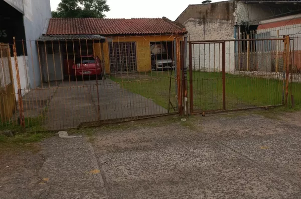 Ótimo Terreno na avenida principal de GravataÍ próximos de lojas comercias em frente a hipermercado,muito bem localizado venda,  - Selecione - Bairro, Gravatai
