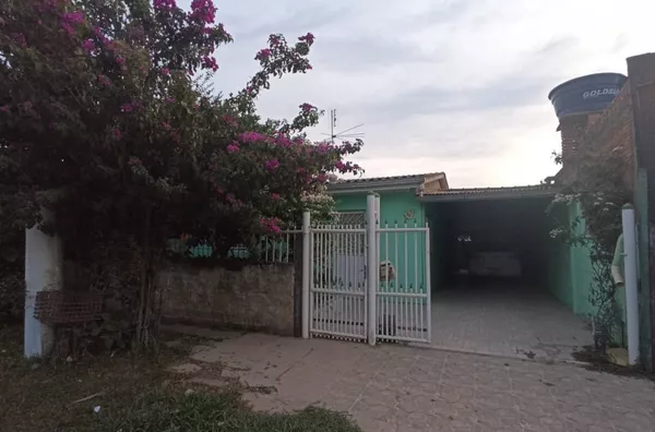 Casa para venda, 2 quartos,sala,cozinha e banheiro