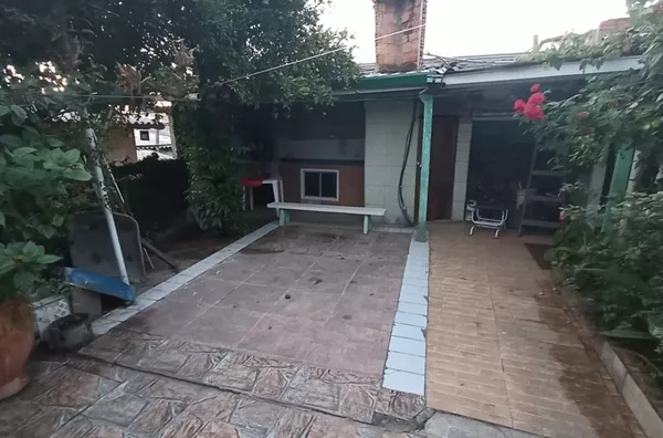 Casa para venda, 2 quartos,sala,cozinha e banheiro