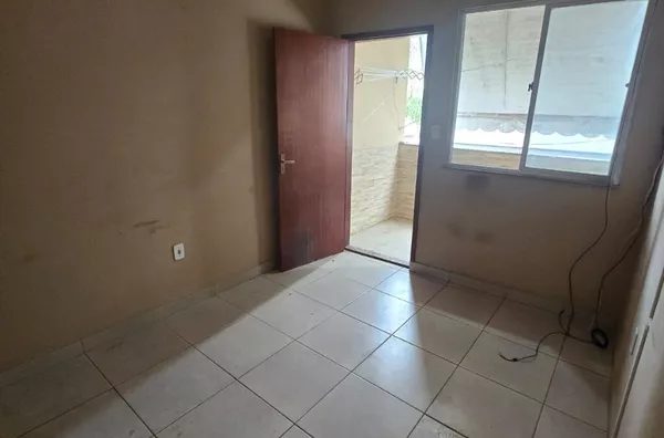 Casa para aluguel, 1 quarto(s),  Trindade, São Gonçalo