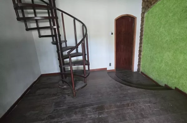 Casa para aluguel, 2 quarto(s),  Trindade, São Gonçalo
