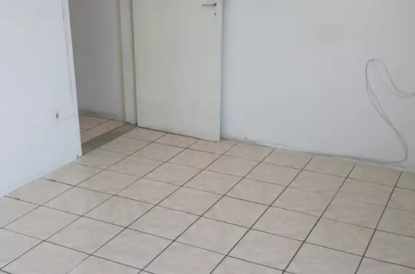 Apartamento para aluguel, 1 quarto(s),  Trindade, São Gonçalo