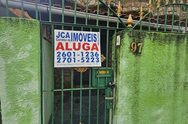 Casa para aluguel, 2 quarto(s),  Trindade, São Gonçalo