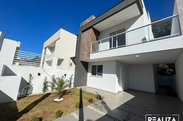 Casa para venda,  localizada no Bairro Fraron, na cidade de  Pato Branco-PR