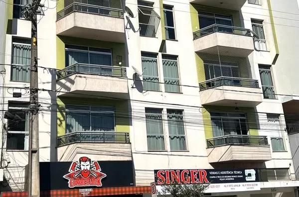 Apartamento para venda,  com 01 Suíte + 02 Dormitórios, no Centro de Pato Branco-PR