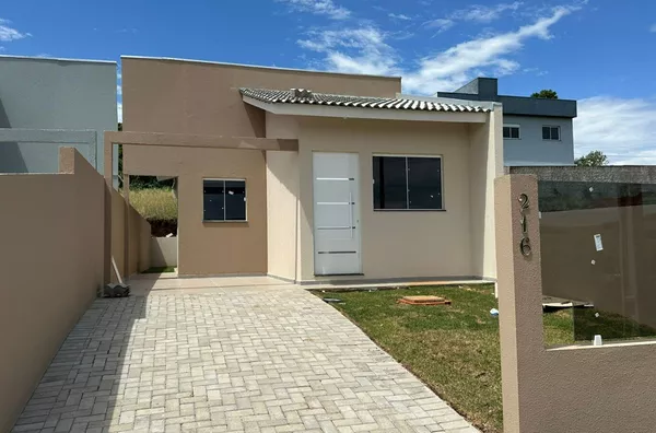 Casa para venda,  no bairro Fraron em Pato Branco