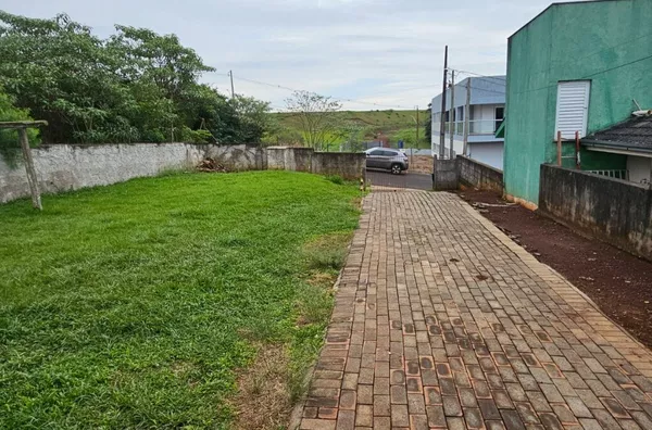 Casa para aluguel, no bairro Aeroporto em Pato Branco - Foto 6