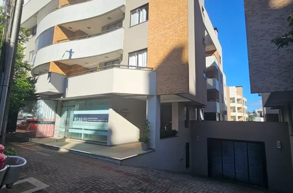 Apartamento semi mobiliado para venda no Centro de Pato Branco