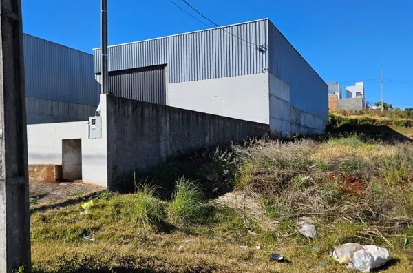 Barracão para aluguel no bairro Fraron em Pato Branco