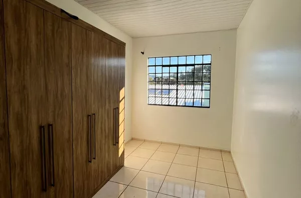 Casa para locação no bairro Bortot 