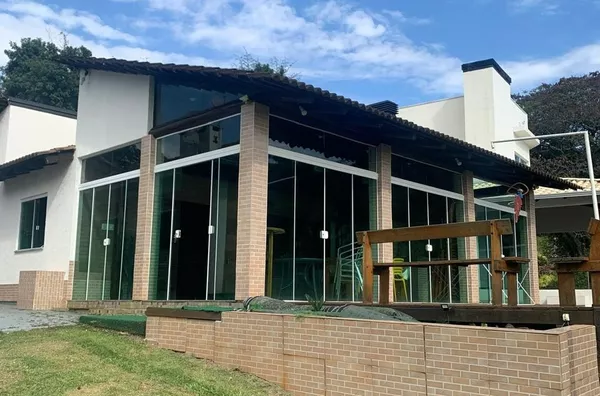 VENDE-SE CASA – MORRO VERDE – ALAGADO – MANGUEIRINHA/PR