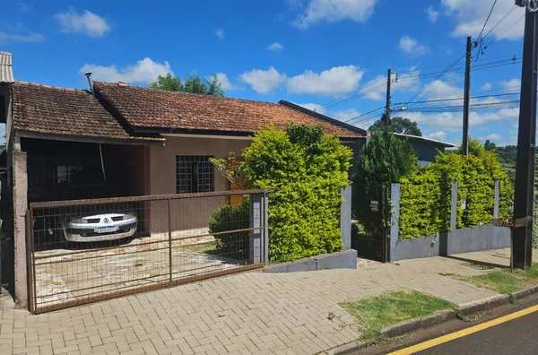 Casa para venda no bairro Jardim Floresta em Pato Branco
