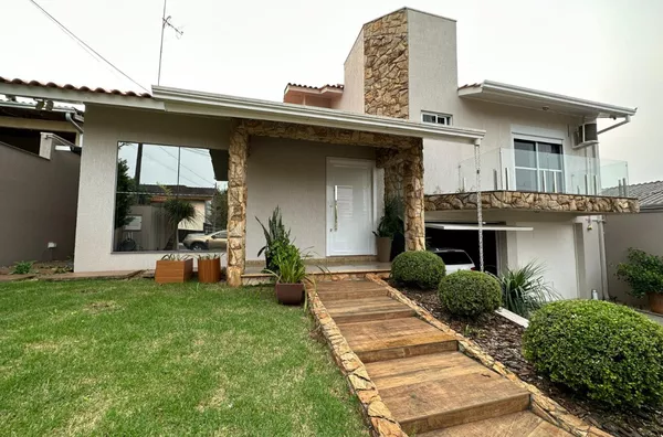 Casa em alto padrão para venda no bairro Bortot em Pato Branco