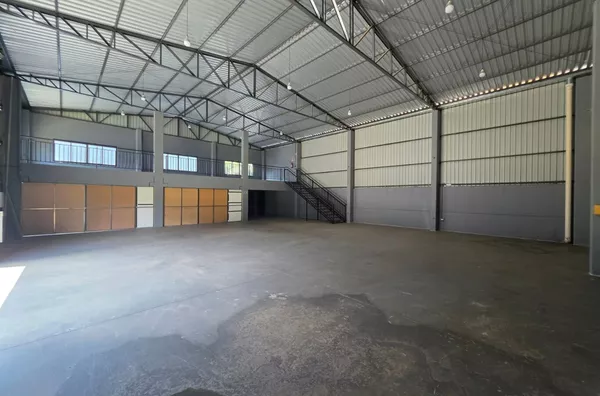 Barracão para aluguel no bairro Fraron em Pato Branco