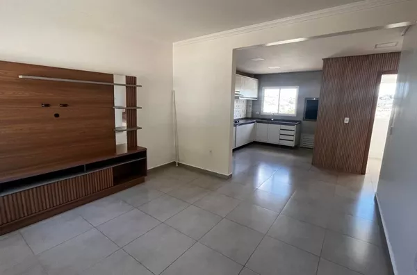 Sobrado para aluguel, bairro Aeroporto, Pato Branco