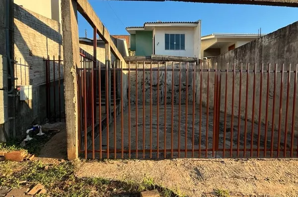 Casa disponível para venda no bairro Alvorada em Pato Branco