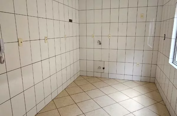 Sobrado para aluguel, 2 quarto(s),  Sambugaro, Pato Branco