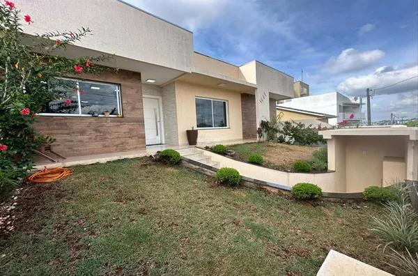 Casa para venda no centro de Pato Branco 