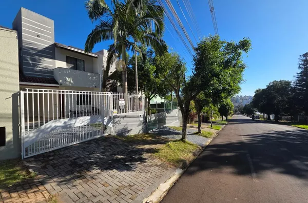 Sobrado para venda no no Santa Terezinha, Pato Branco