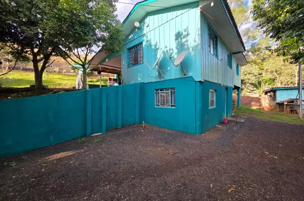 CHÁCARA À VENDA – A APENAS 10 KM DA CIDADE