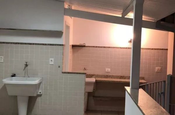 CASA RESIDENCIAL OU COMERCIAL 