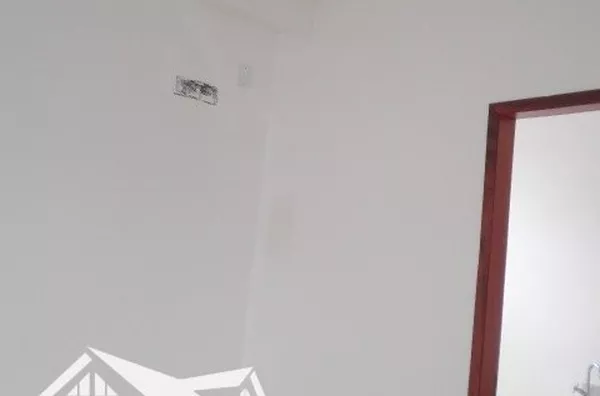 SALA COMERCIAL COM AR CONDICIONADO - ANDAR ALTO