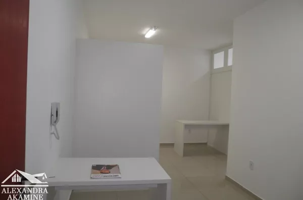 SALA COMERCIAL COM MOVEIS PLANEJADOS.. 