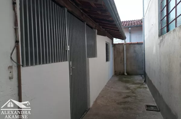 Casa de fundos Pq Aeroporto, Taubate