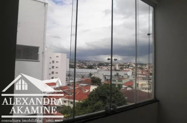 SALA COMERCIAL COM AR CONDICIONADO - ANDAR ALTO