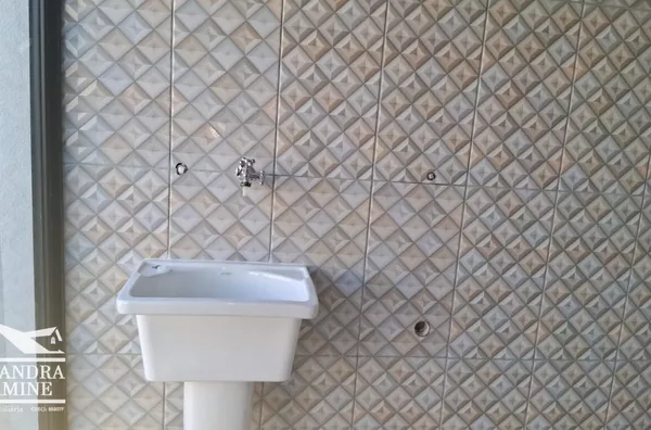 NOVA  casa terrea 3 dorm sendo suite . Negocia carro como parte de pagamento*