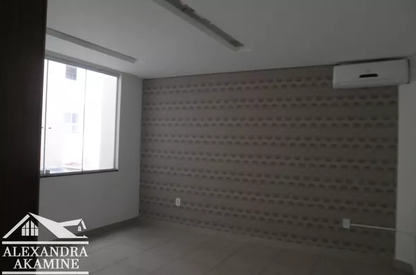 Sala comercial com ar condicionado
