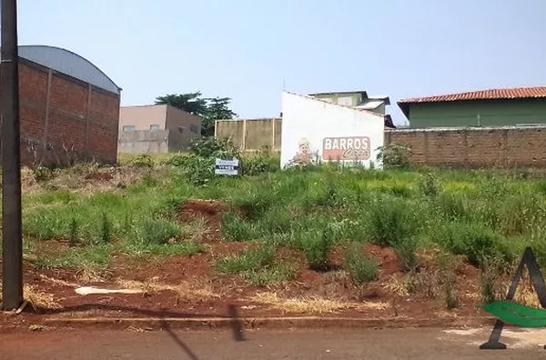 Cornélio Procópio - Terreno - Jardim Bandeirantes 