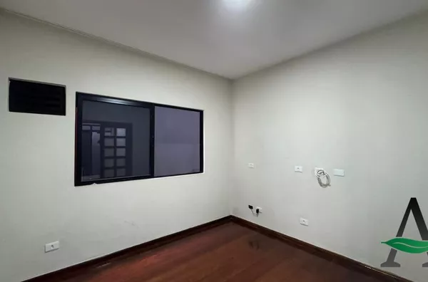 Londrina - Casa - 3 quartos - Bancários 