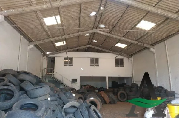 Londrina - Barracão Comercial - Waldemar Hauer