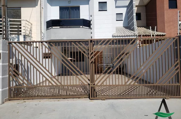  Arapongas - Casa Sobrado - 3 quartos - Jd Panorama