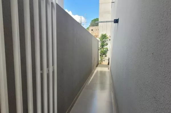 Cornélio Procópio - Casa - 2 quartos - Belle Bergamasco