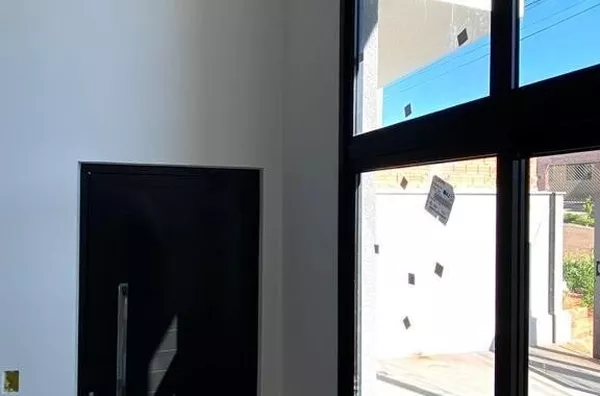 Londrina - Casa - 3 Quartos - Jd. Portal de Itamaracá