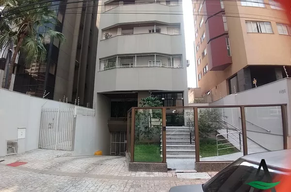 Londrina - Apartamento - 03 quartos - Centro