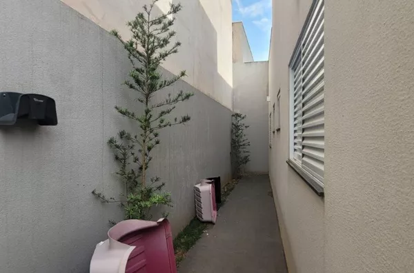 Cornélio Procópio - Casa - 2 quartos - Belle Bergamasco