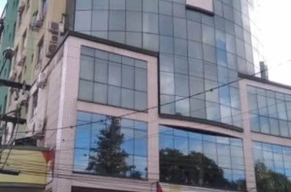 SALA COMERCIAL NO CENTRO