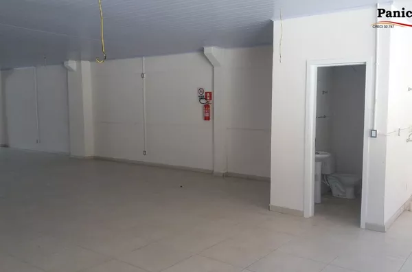 SALA COMERCIAL 13 DE MAIO