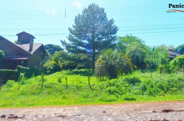 TERRENO PRÓXIMO AABB