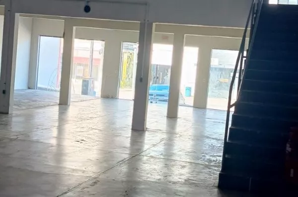 Aluga-se sala Comercial Térrea,  Garcia, Blumenau