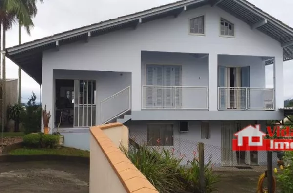 CASA NO BAIRRO VELHA 