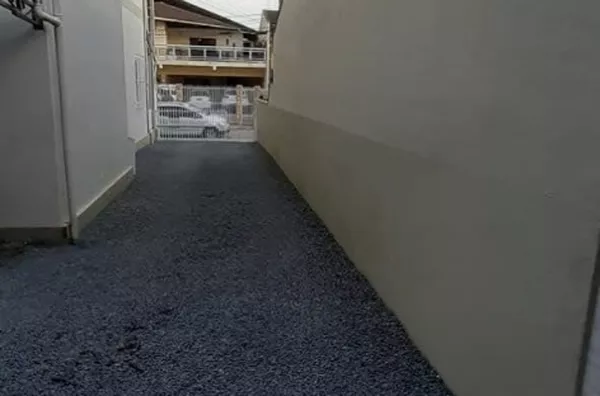 Otima casa de alvenaria