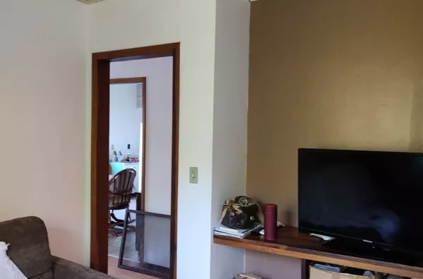 Casa ampla C/ 1 súite + 2 quartos -Progresso Blumenau