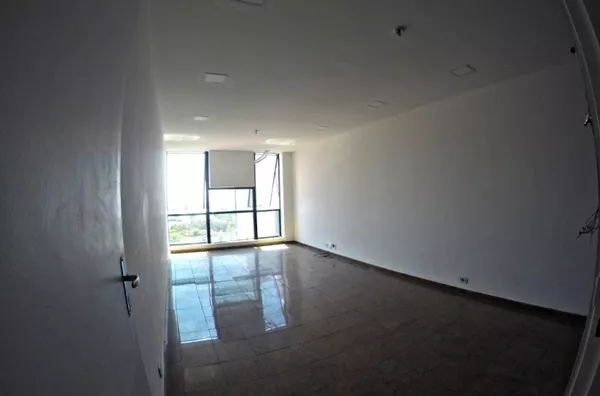 Rua Conde de Lages, Glória. 