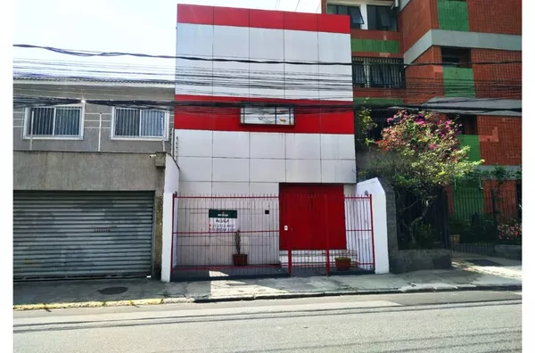 Rua Ibituruna, Tijuca.