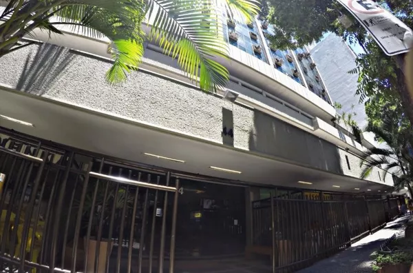 Rua Conde de Lages, Glória. 